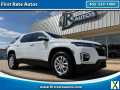 Photo Used 2023 Chevrolet Traverse LS w/ Safety Package