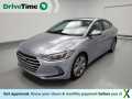 Photo Used 2017 Hyundai Elantra Limited w/ Limited Tech Package 04