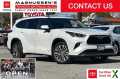 Photo Certified 2022 Toyota Highlander Platinum