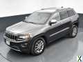 Photo Used 2015 Jeep Grand Cherokee Limited w/ Luxury Group II