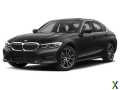 Photo Used 2020 BMW 330i Sedan w/ Premium Package