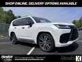 Photo Used 2022 Lexus LX 600 4WD w/ Luxury Package