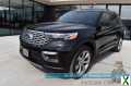 Photo Used 2020 Ford Explorer Platinum w/ Premium Technology Package