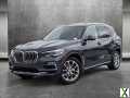 Photo Used 2020 BMW X5 sDrive40i w/ Convenience Package