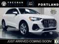 Photo Used 2020 Audi Q3 2.0T Premium w/ Convenience Package