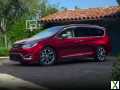 Photo Used 2020 Chrysler Pacifica Limited