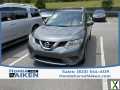 Photo Used 2015 Nissan Rogue SV w/ SV Family Package