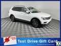 Photo Used 2021 Volkswagen Tiguan SE