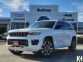 Photo Used 2023 Jeep Grand Cherokee Overland