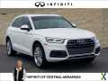 Photo Used 2018 Audi Q5 2.0T Premium Plus w/ Premium Plus Package