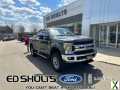 Photo Used 2017 Ford F350 XLT w/ XLT Premium Package
