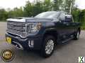 Photo Used 2020 GMC Sierra 2500 Denali w/ Denali Ultimate Package