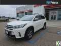 Photo Used 2017 Toyota Highlander Limited Platinum