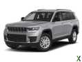 Photo Used 2023 Jeep Grand Cherokee L Limited w/ Black Appearance Package