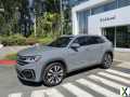 Photo Used 2022 Volkswagen Atlas Cross Sport SEL Premium R-Line