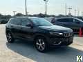 Photo Used 2020 Jeep Cherokee Limited