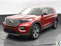 Photo Used 2020 Ford Explorer Platinum w/ Premium Technology Package