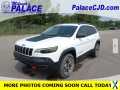 Photo Used 2020 Jeep Cherokee Trailhawk w/ Cold Weather Group