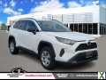 Photo Used 2020 Toyota RAV4 LE