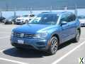 Photo Used 2019 Volkswagen Tiguan SE w/ Panoramic Sunroof Package