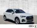 Photo Used 2023 Audi Q3 2.0T Premium w/ 19\