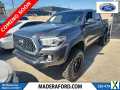 Photo Used 2018 Toyota Tacoma TRD Off-Road