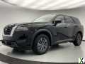 Photo Used 2023 Nissan Pathfinder S