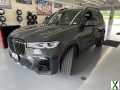 Photo Used 2022 BMW X7 M50i w/ Dynamic Handling Package