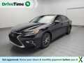 Photo Used 2016 Lexus ES 350 w/ Luxury Package w/Wood Trim