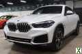 Photo Used 2021 BMW X6 sDrive40i w/ Premium Package