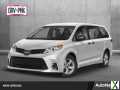 Photo Used 2018 Toyota Sienna LE