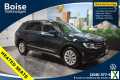 Photo Used 2018 Volkswagen Tiguan SE w/ Panoramic Sunroof Package