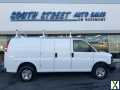 Photo Used 2017 Chevrolet Express 3500