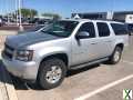 Photo Used 2014 Chevrolet Suburban LT w/ Luxury Package