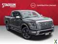 Photo Certified 2022 Nissan Titan Platinum Reserve w/ Moonroof Package