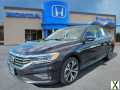 Photo Used 2022 Volkswagen Passat 2.0T SE