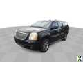 Photo Used 2007 GMC Yukon XL Denali