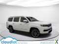 Photo Used 2022 Jeep Grand Wagoneer Series III w/ Rear Seat Video Group 1