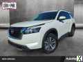 Photo Used 2024 Nissan Pathfinder SL w/ Cargo Package