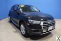 Photo Used 2020 Audi Q5 2.0T Premium w/ Convenience Package