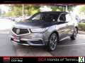 Photo Used 2020 Acura MDX FWD w/ Technology Package