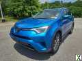 Photo Used 2018 Toyota RAV4 LE