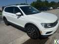 Photo Used 2021 Volkswagen Tiguan SE w/ Panoramic Sunroof Package