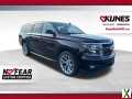 Photo Used 2020 Chevrolet Suburban LT w/ Luxury Package