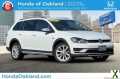 Photo Used 2017 Volkswagen Golf Alltrack S