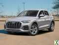 Photo Used 2024 Audi Q5 2.0T Premium w/ Convenience Package