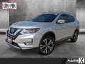 Photo Used 2017 Nissan Rogue SL w/ SL Premium Package