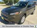 Photo Used 2015 Jeep Cherokee Sport w/ Cold Weather Group