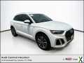 Photo Used 2023 Audi Q5 2.0T Premium Plus