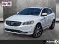 Photo Used 2015 Volvo XC60 T6 Platinum